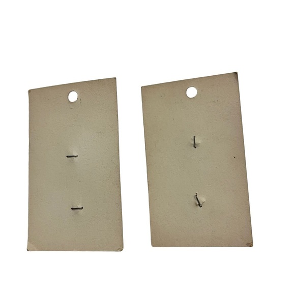 Vtg Set of 4 La Petite Lansing Size 236 7/8” Cream Gold Antique Car Buttons NOS - Picture 3 of 3